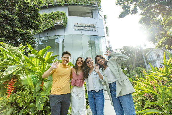 新加坡管理大学鼓励知识共享，提供开放式教育资源，让更多人受益